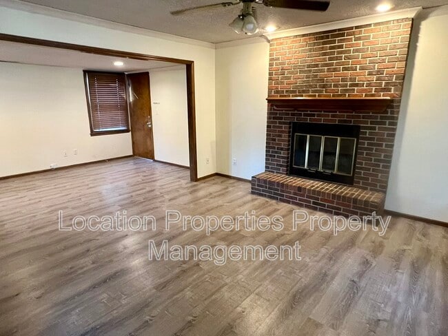 Building Photo - 3824 Stockade Ct