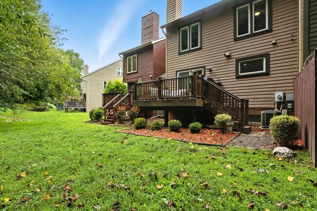 Building Photo - 10903 Whiterim Dr