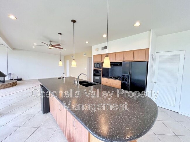 Building Photo - 77495 Cheyenne Dr