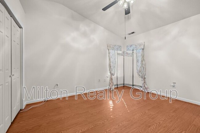 Building Photo - 4109 Fawn Glen Dr