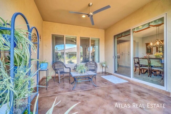 Building Photo - 16961 W Holly St