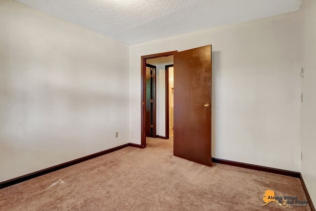 Building Photo - 3741 Raspberry Rd