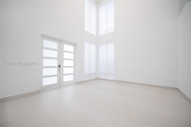 Building Photo - 8842 NW 161st Terrace