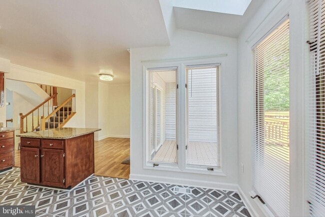 Building Photo - 5 Drumcastle Ct