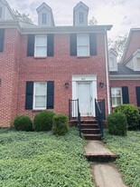 Building Photo - 817 Wayne Ave NE