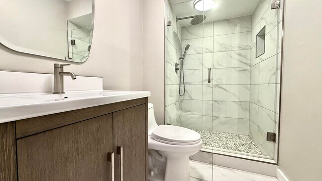 Building Photo - 2600 Fiore Way