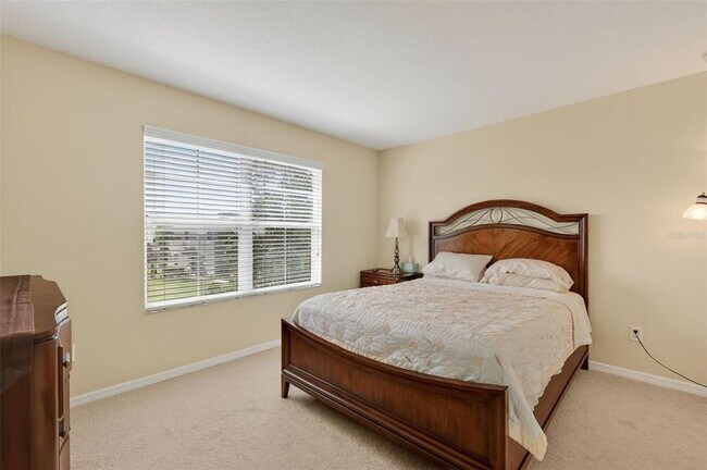 Building Photo - 1323 Priory Cir