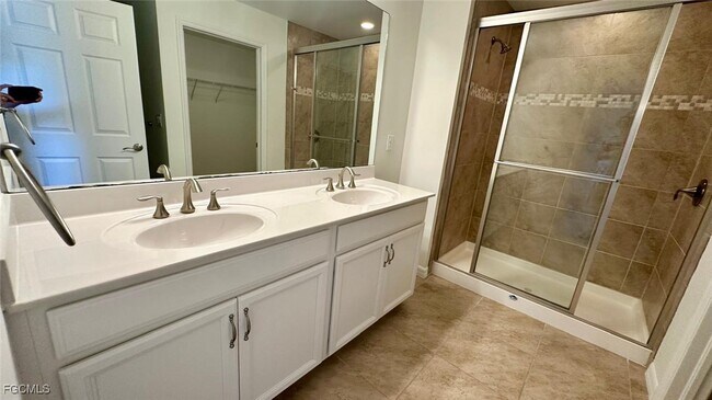 Building Photo - 3757 Crofton Court