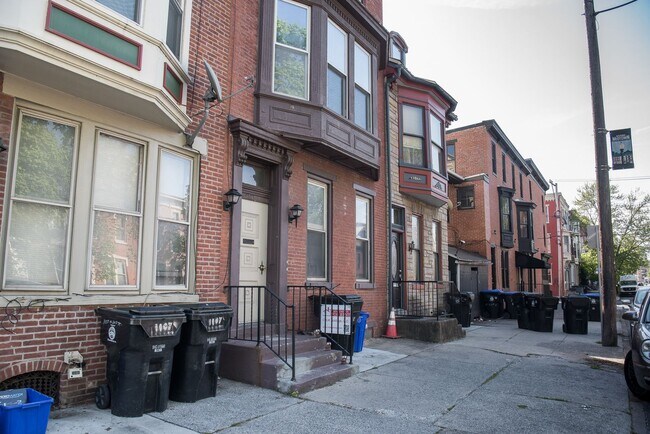 Building Photo - 1105 N 2nd St