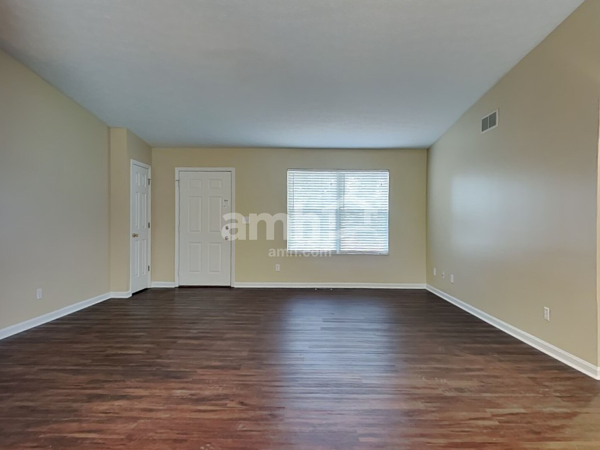 Building Photo - 410 Morning Sun Dr