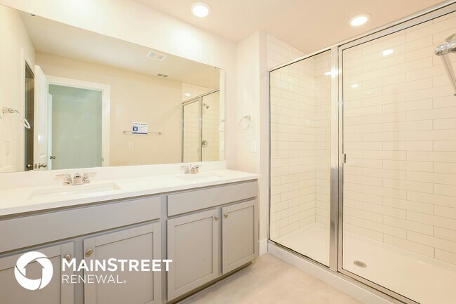 Building Photo - 313 Whiteheart Dr