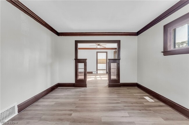 Building Photo - 12812 Parkhill Ave
