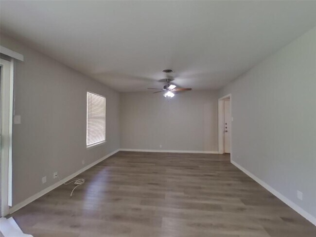 Building Photo - 1308 Shady Grove Path