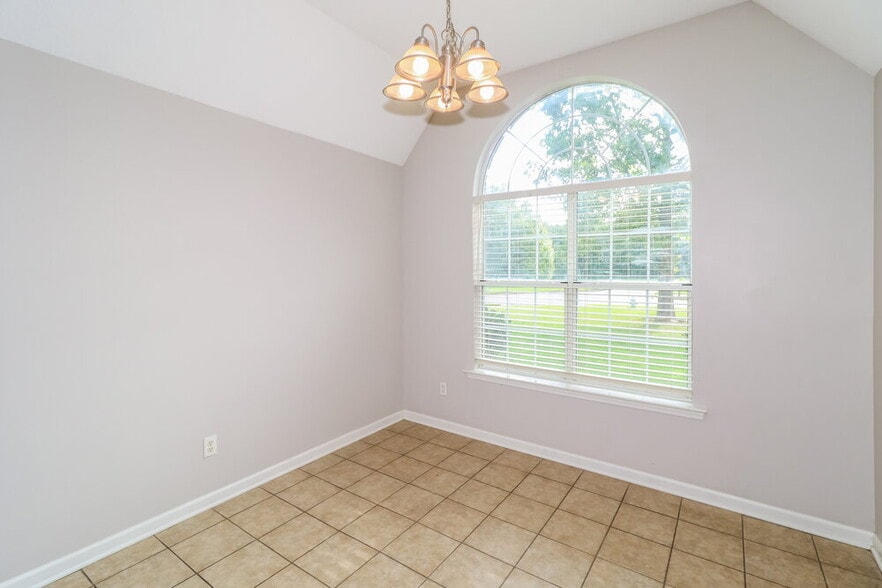 Building Photo - 5760 Landau Drive