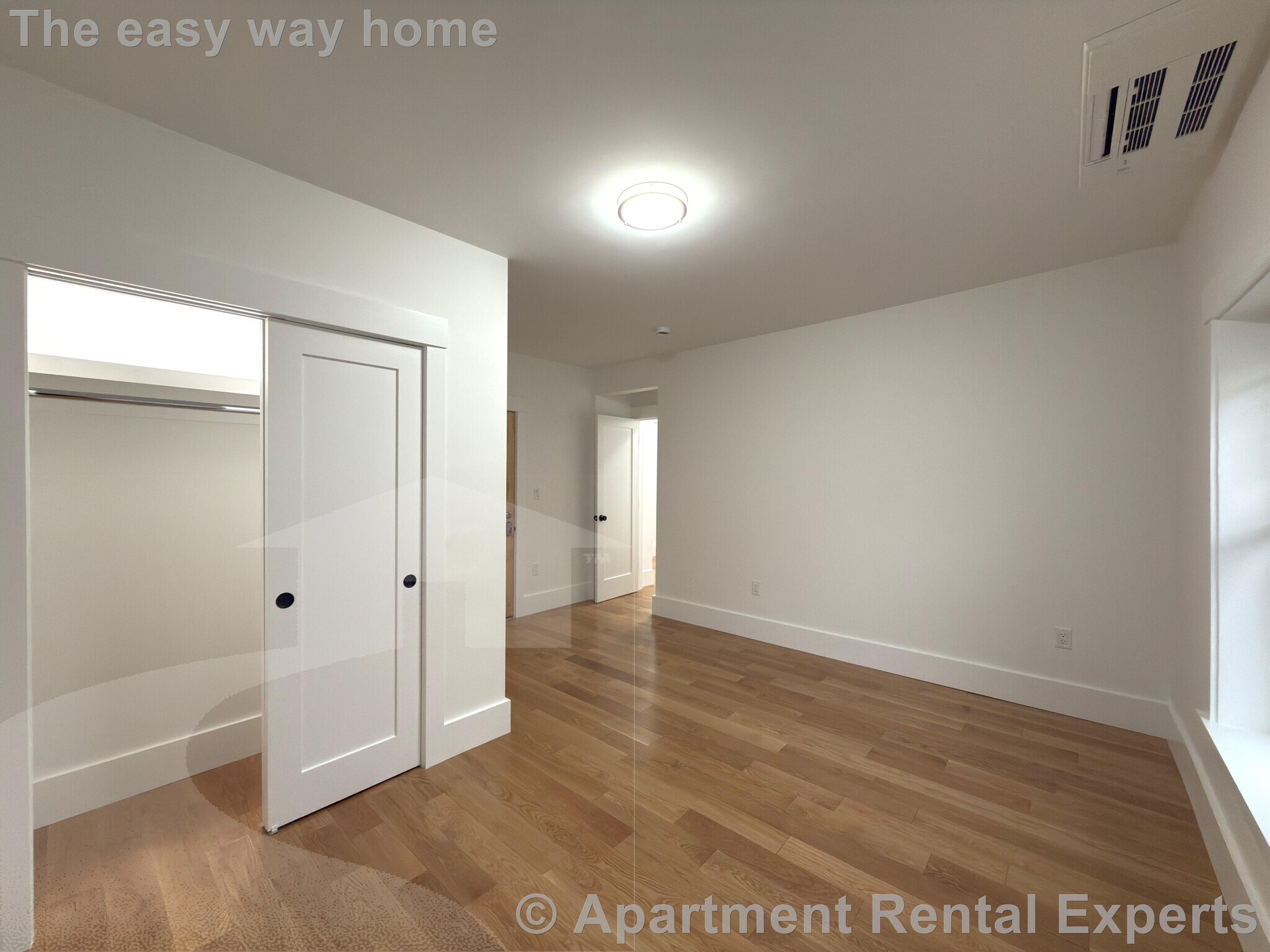 Building Photo - 406 Columbia St