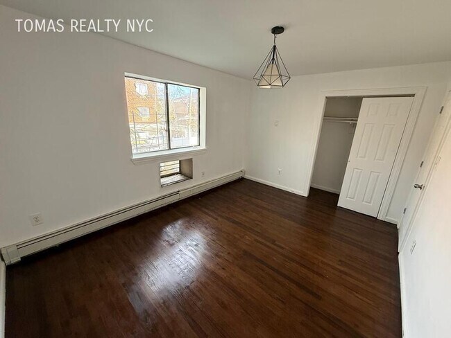 Building Photo - 364 Huntington Ave