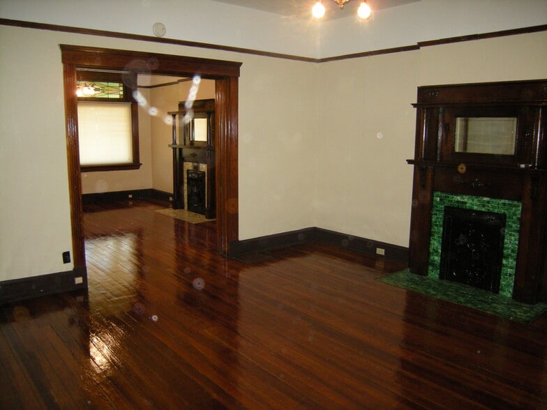 Looking into Living Room from Entrance - 2310 Rohs St