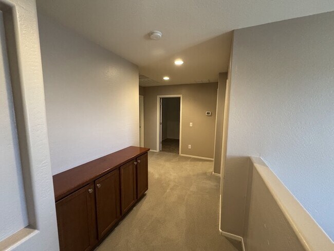 Building Photo - Queen Creek With Pool