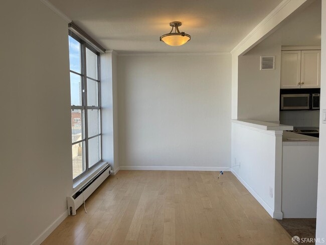 Building Photo - 2040 Franklin St