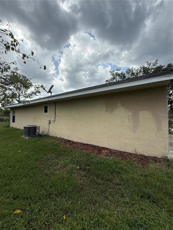 Building Photo - 22 Hemlock Terrace