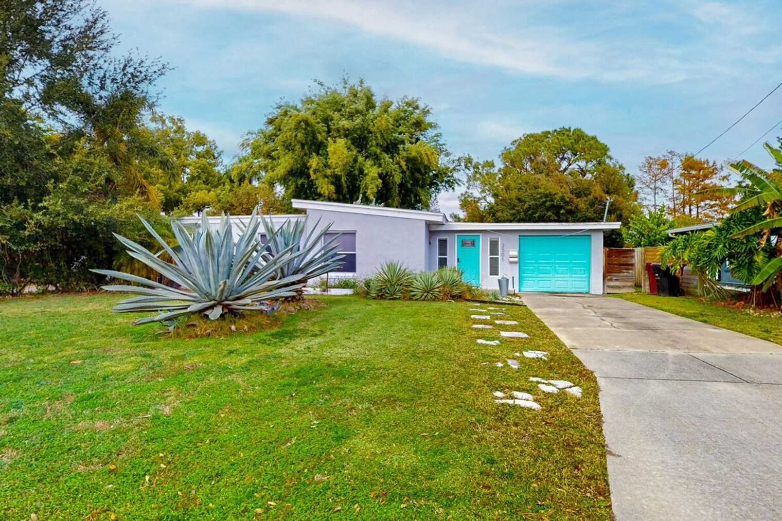 Building Photo - 2501 Weber St