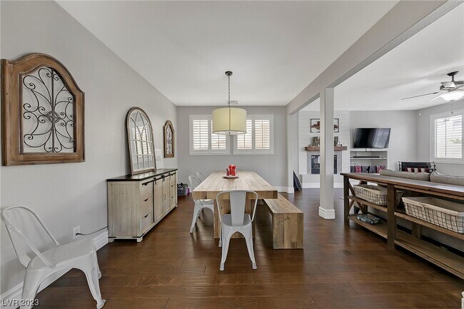 Building Photo - 216 Via Mezza Luna Ct