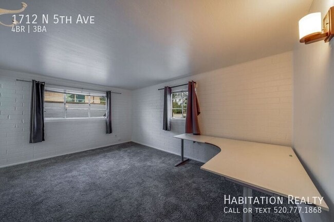 Building Photo - 1712 N 5th Ave