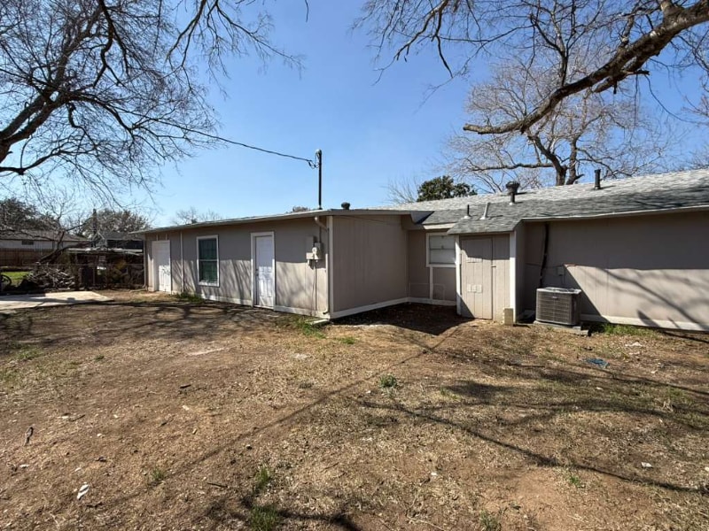 Building Photo - 7642 Quail St