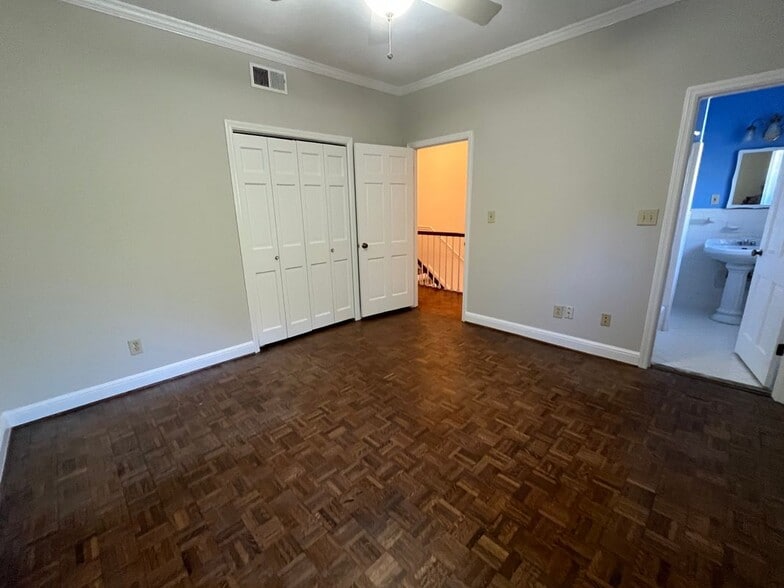 Building Photo - 3512 Paces Pl NW