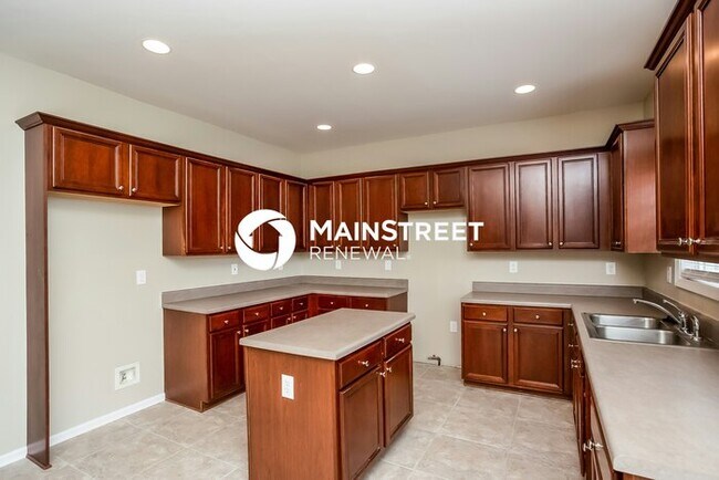 Building Photo - 5 Bedroom Pet-Friendly Home in Austell, GA with Main Street Renewal