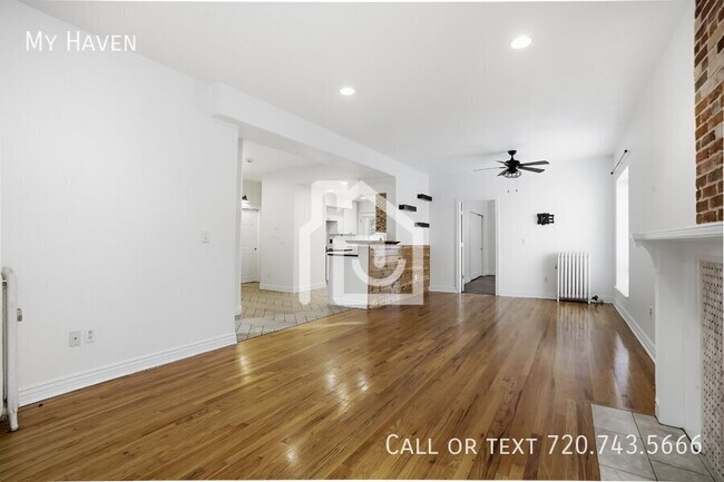 Building Photo - 401 E 11th Ave