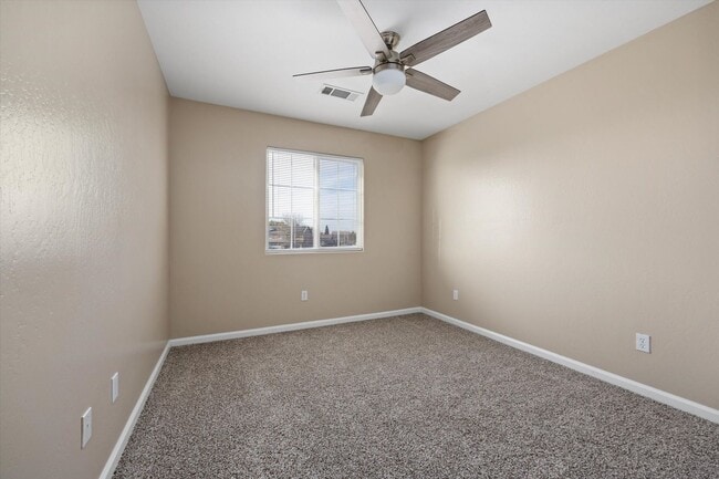 Building Photo - 9612 Pony Mountain Rd