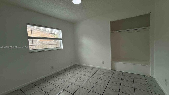 Building Photo - 6473 SW 19th St