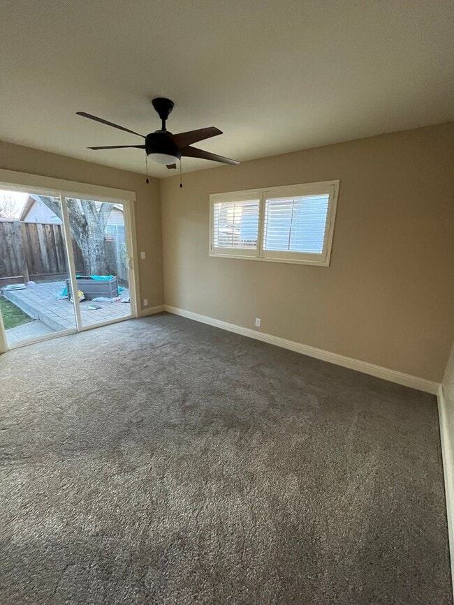 Building Photo - Charming Updated 3 Bedroom Home in Woodland