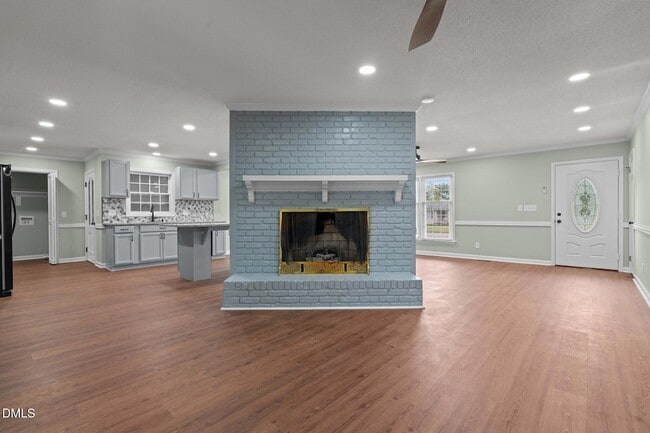 Building Photo - 1505 Fairview St