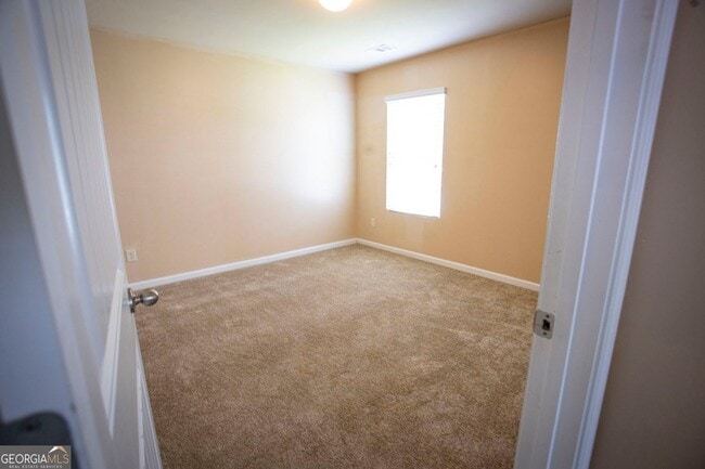 Building Photo - 141 Westin Way