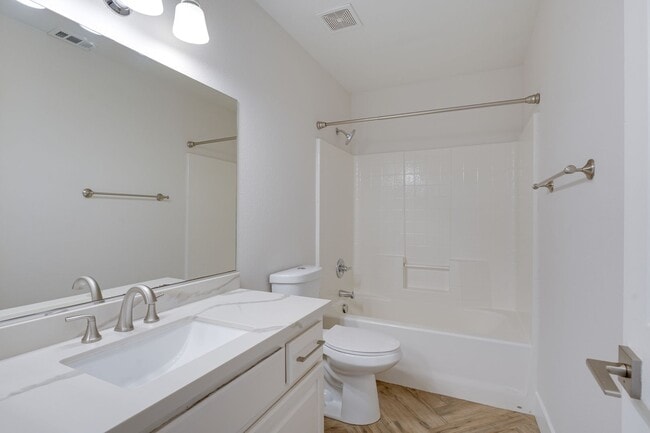 Building Photo - SINGLE STORY 4 BEDROOM IN GATED COMMUNITY