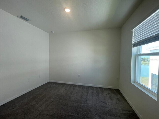 Building Photo - 33078 Major Oak Dr