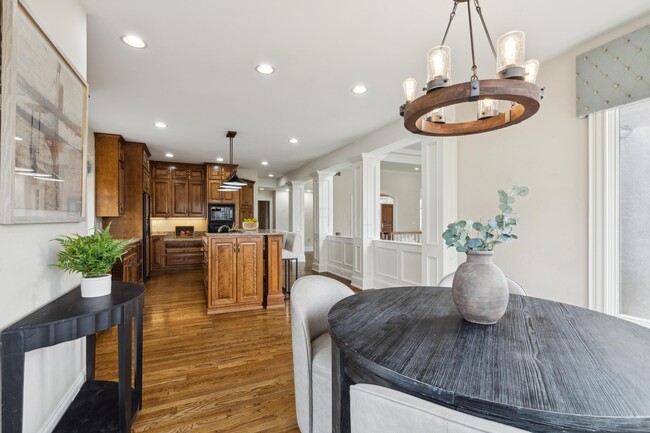Building Photo - 5055 Slate Run Woods Ct