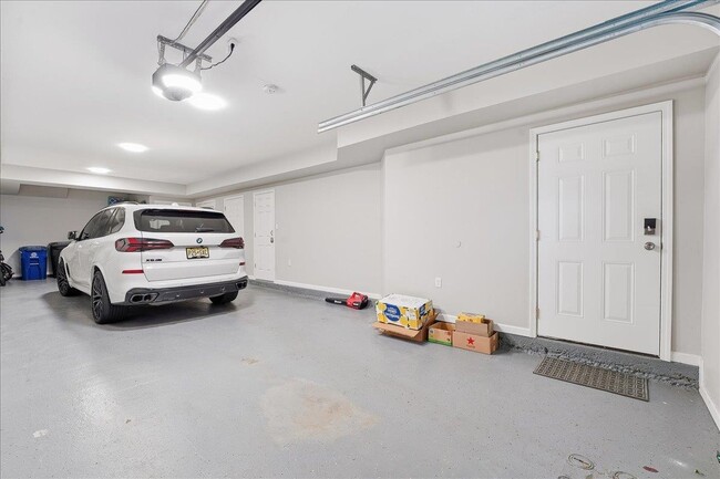 Building Photo - 285 Terrace Ave