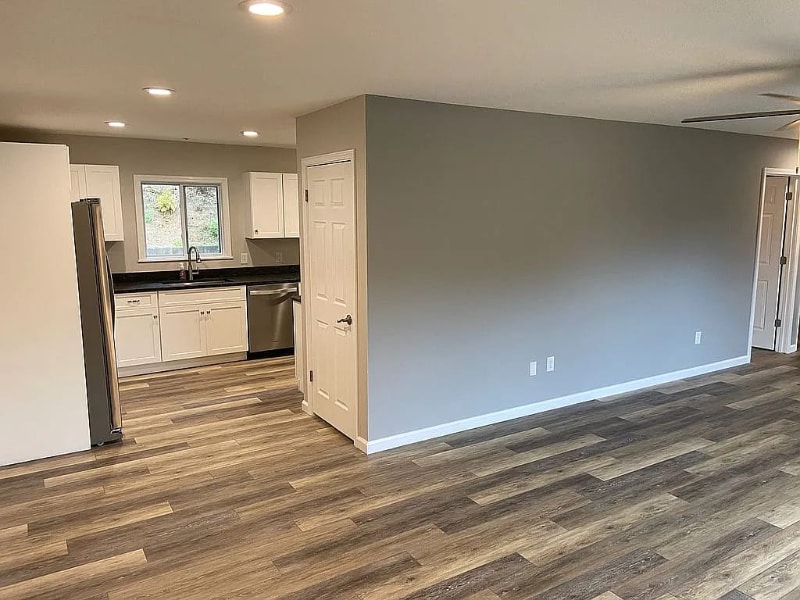 Building Photo - 107 Pebblebrook St