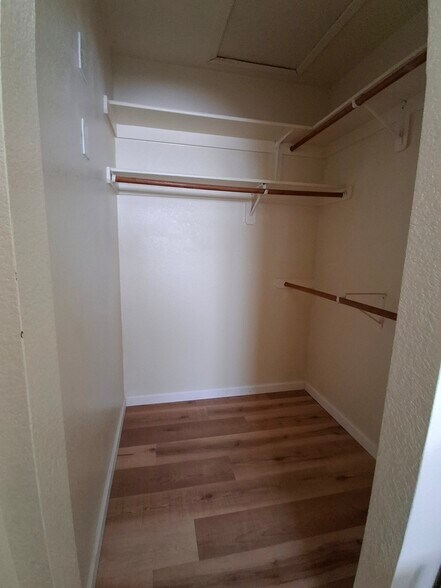 Master Bedroom Closet - 5179 W Warbler St