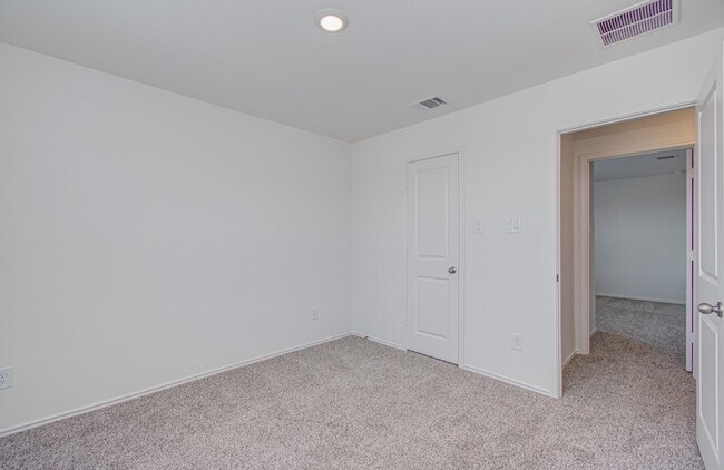 Building Photo - 3046 Bloomsbury Ter Dr