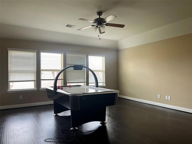 Building Photo - 4318 Bay Wind Ct