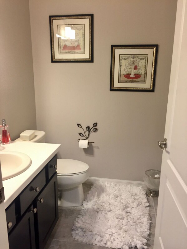 Building Photo - 4845 Maple Park St