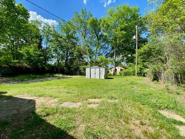 Building Photo - 3240 Jackson St