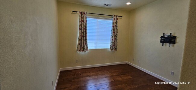 Building Photo - Beautiful Newer Rice Ranch Single Story Home in Orcutt