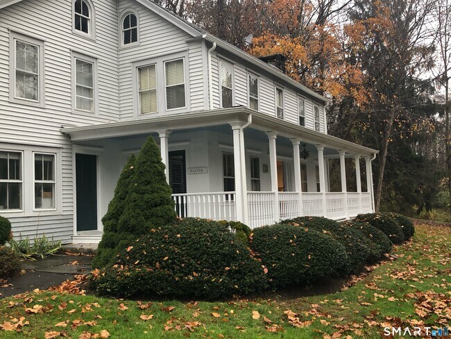 Building Photo - 503 Danbury Rd