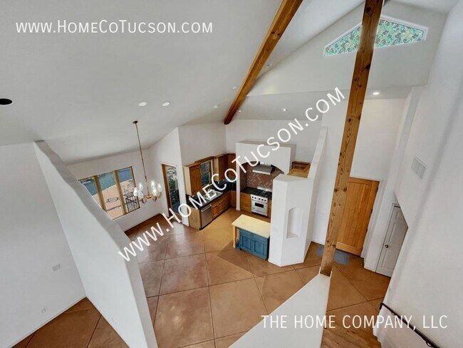 Building Photo - 12235 E Horsehead Rd