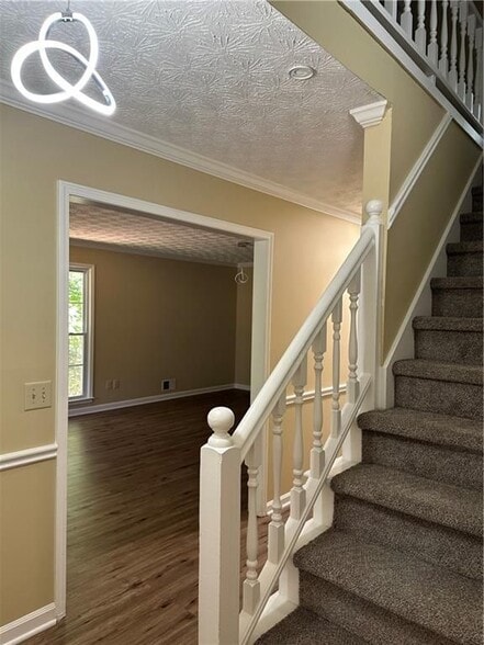 Building Photo - 3305 Maple Ridge Ct